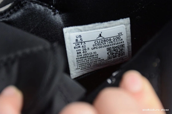 Mid  1 SE Fearless CU2804-100 CU2804-100 Edison Jordan CLOT Chen 0419